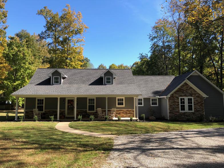 Universal Realty & Auction Scottsville, KY 42164